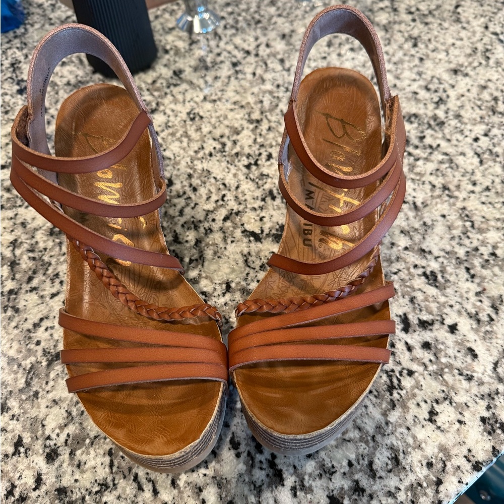 Blowfish platform heels size 9 worn twice to dinner on cruise